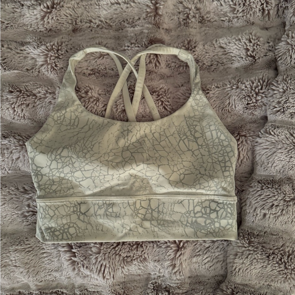 Lululemon Women's Crisscross Back Sports Bra - size 4